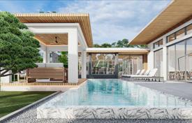 Новый комплекс эксклюзивных вилл с бассейнами в 900 метрах от пляжа Май Кхао, Пхукет, Таиланд за От 554 000 €