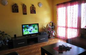 Квартира с 3 спальнями в Герцег-Нови за 175 000 €
