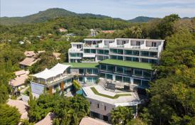 Охраняемая резиденция с бассейнами в 800 метрах от пляжа, Пхукет, Таиланд за От $442 000