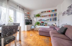 Продажа, Дубец, отдельностоящий дом, 5 квартир, 6 м² за 450 000 €
