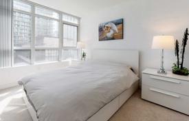 Квартира на Cапреол Коурт, Олд Торонто, Торонто,  Онтарио,   Канада за C$840 000