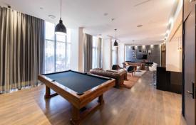 Квартира на Батерст-стрит, Торонто, Онтарио,  Канада за C$925 000