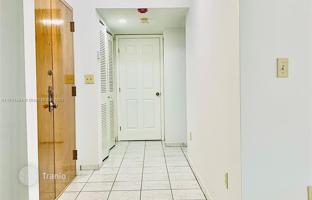 2-комнатная квартира в кондо 109 м² в Вест-Энде за $315 000