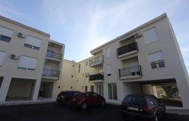 Квартира с двумя террасами в новом здании, Тиват, Черногории за 120 000 €