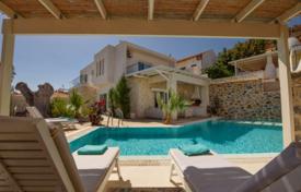 Дизайнерская вилла с бассейном и видом на горы в Ираклионе, Крит, Греция за 500 000 €