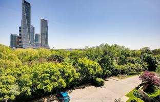 5-комнатная квартира в Лейк Шор Бульвар Запад за C$1 164 000