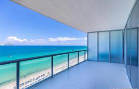 Просторная квартира с видом на океан в резиденции на первой линии от пляжа, Санни Айлс Бич, Флорида, США за $1 270 000