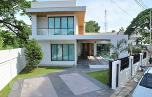 4-комнатная вилла 236 м² в Паттайе за $653 000