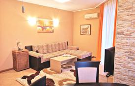 Апартамент с 2 спальнями на Солнечном берегу за 68 000 €