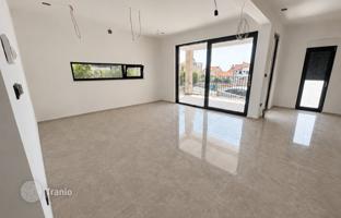 4-комнатная квартира 126 м² в Шибенско-Книнской жупании за 390 000 €