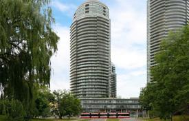 Квартира в Лейк Шор Бульвар Запад, Этобико, Торонто,  Онтарио,   Канада за C$692 000