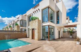 Двухэтажная вилла с бассейном, Лос-Монтесинос за 470 000 €