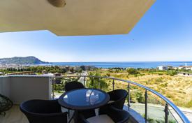 Недвижимость в центре Алании пляж Клеопатры. В красивом жилом комплексе продается пентхаус 3+1 с видом на море. за $249 000