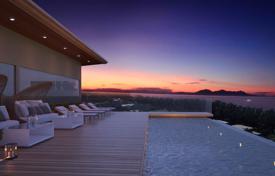 Трехкомнатные апартаменты в высококлассной резиденции с бассейном и баром, рядом с пляжем, Раваи, Таиланд за $243 000