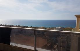 Стильные апартаменты с террасой и видом на море в светлой резиденции с бассейном, недалеко от пляжа, Нетания, Израиль за $810 000