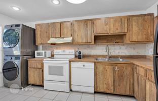 2-комнатная квартира в кондо 113 м² в Пемброк-Пайнс за $329 000