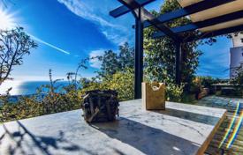Просторный дом с садом и видом на море, Саронида, Аттика, Греция за 1 800 000 €