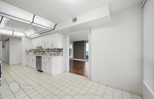 5-комнатная квартира в Скарборо за C$905 000