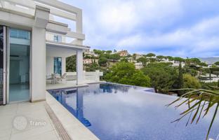 5-комнатная вилла 596 м² в Алелье за 1 850 000 €