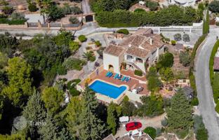 5-комнатная вилла 277 м² в Хавеа за 699 000 €