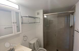 2-комнатная квартира в кондо 111 м² в Севере Майами за $325 000