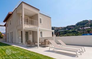 3-комнатная квартира 105 м² в Лигурии за 380 000 €