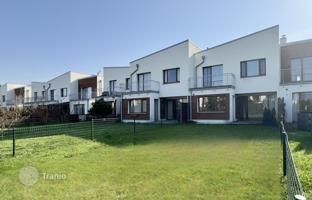 4-комнатный дом 185 м² в Пиньках за 400 000 €