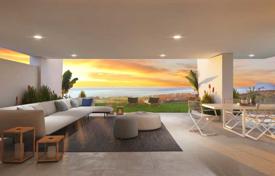 Трехкомнатная квартира в новом комплексе недалеко от моря, Эстепона, Малага, Испания за 376 000 €
