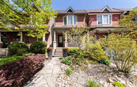 Дом в городе в Олд Торонто, Торонто, Онтарио,  Канада за C$2 231 000