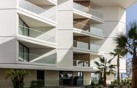 Просторные апартаменты с балконом в современной резиденции рядом с парком и пристанью, Фару, Португалия за 650 000 €