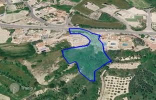 Земельный участок 4 646 м² в Тсаде за 360 000 €