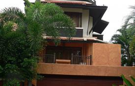 Дом в городе в Джомтьене, Паттайя, Чонбури,  Таиланд за 3 700 € в неделю