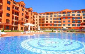 Апартаменты с видом на бассейн в Диамант Резиденс, Солнечный Берег, 71.6 м² за 82 000 €