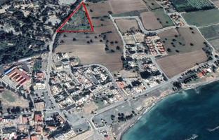 Земельный участок 9 960 м² в Ларнаке за 750 000 €