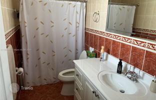 4-комнатный дом 264 м² в Майами-Лейкс за $900 000
