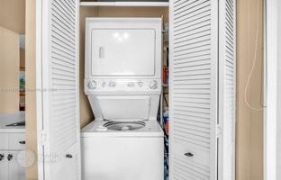 2-комнатная квартира в кондо 110 м² в Пемброк-Пайнс за $279 000