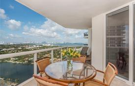 Стильная квартира с видом на океан и город в резиденции на первой линии от пляжа, Майами-Бич, Флорида, США за 1 193 000 €