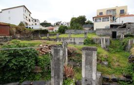 Несколько домов под реконструкцию или снос в центре Фуншала, Мадейра, Португалия за 330 000 €