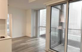 2-комнатная квартира в Янг-стрит, Канада за C$1 080 000