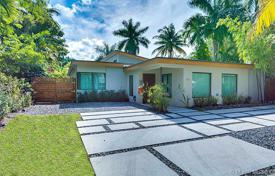 Уютный коттедж с задним двором и зоной отдыха, Майами-Бич, США за $1 849 000