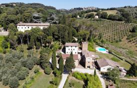 Историческая вилла с несколькими домами, садом и бассейном, Перуджа, Италия за 3 600 000 €