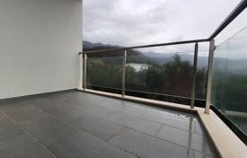 Двухкомнатная квартира с террасами в новом здании с бассейном и спа, Бечичи, Черногория за 155 000 €
