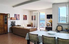 Пятикомнатная квартира с видом на море в Порто-Адзурро, Тоскана, Италия за 700 000 €