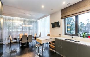 4-комнатная квартира 374 м² на улице Капу за 990 000 €