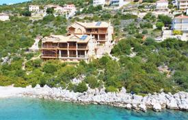 Трёхкомнатная квартира на первой линии от моря, Пелопоннес, Греция за 185 000 €