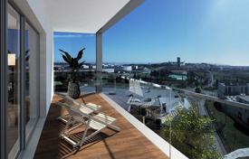 Комфортабельные апартаменты с балконом в престижном районе, Лиссабон, Португалия за 730 000 €
