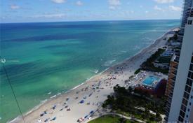 Стильные апартаменты с видом на океан в резиденции на первой линии от пляжа, Санни Айлс Бич, Флорида, США за $1 290 000
