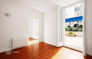 Ухоженная светлая квартира в 100 м от пляжа, Золотой Квадрат, Ницца, Франция за 645 000 €