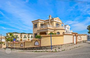 3-комнатная вилла 130 м² в Ориуэла Коста за 369 000 €