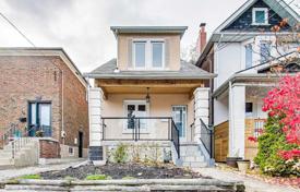 Дом в городе в Восточном Йорке, Торонто, Онтарио,  Канада за C$1 512 000